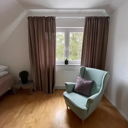 Helles Haus Bei Berlin In Seenaehe Holiday home Oranienburg